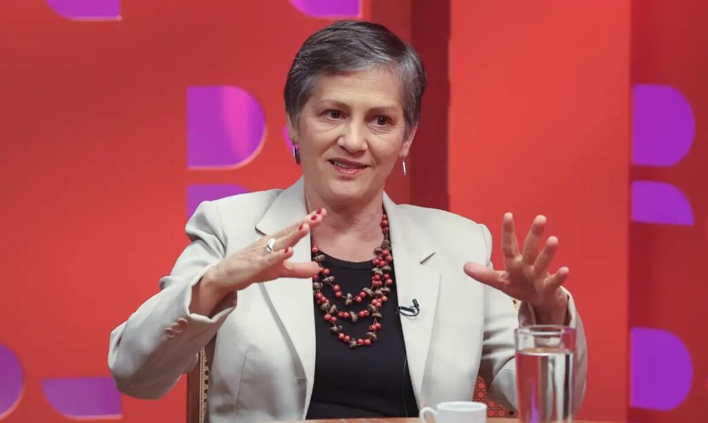 Heloísa Vilella é agredida por bolsonarista na Câmara