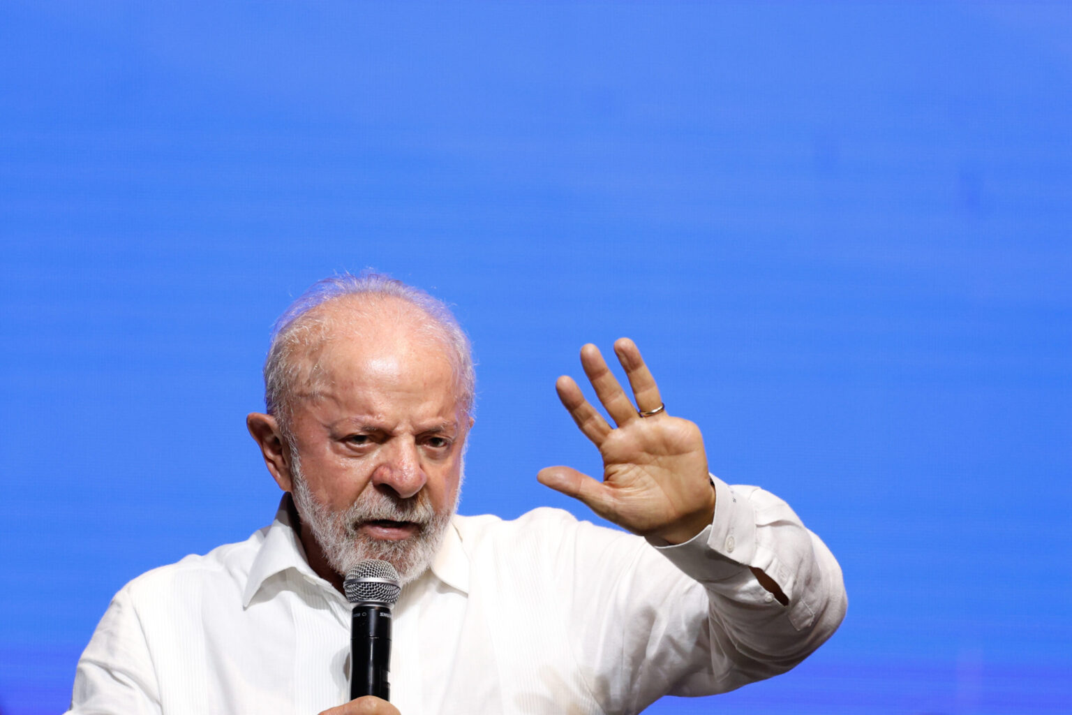 Lula vê esperança em mobilização global progressista
