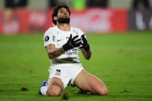 corinthians empata com pe arol e garante lideran a 1779429082 1
