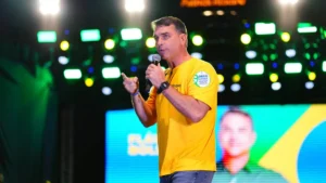 news 138549 fl vio bolsonaro diz que vai aceitar resultado das 1