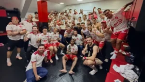 news 155962 vila nova vence o atl tico go no cl ssico goiano e 1